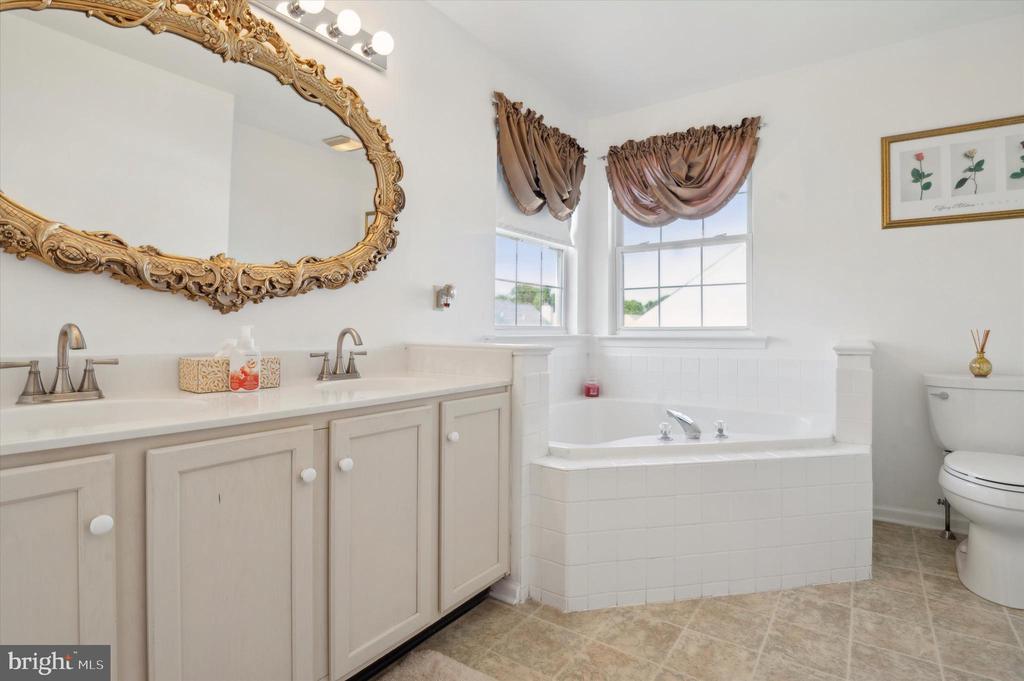 540 Sepia Ct
