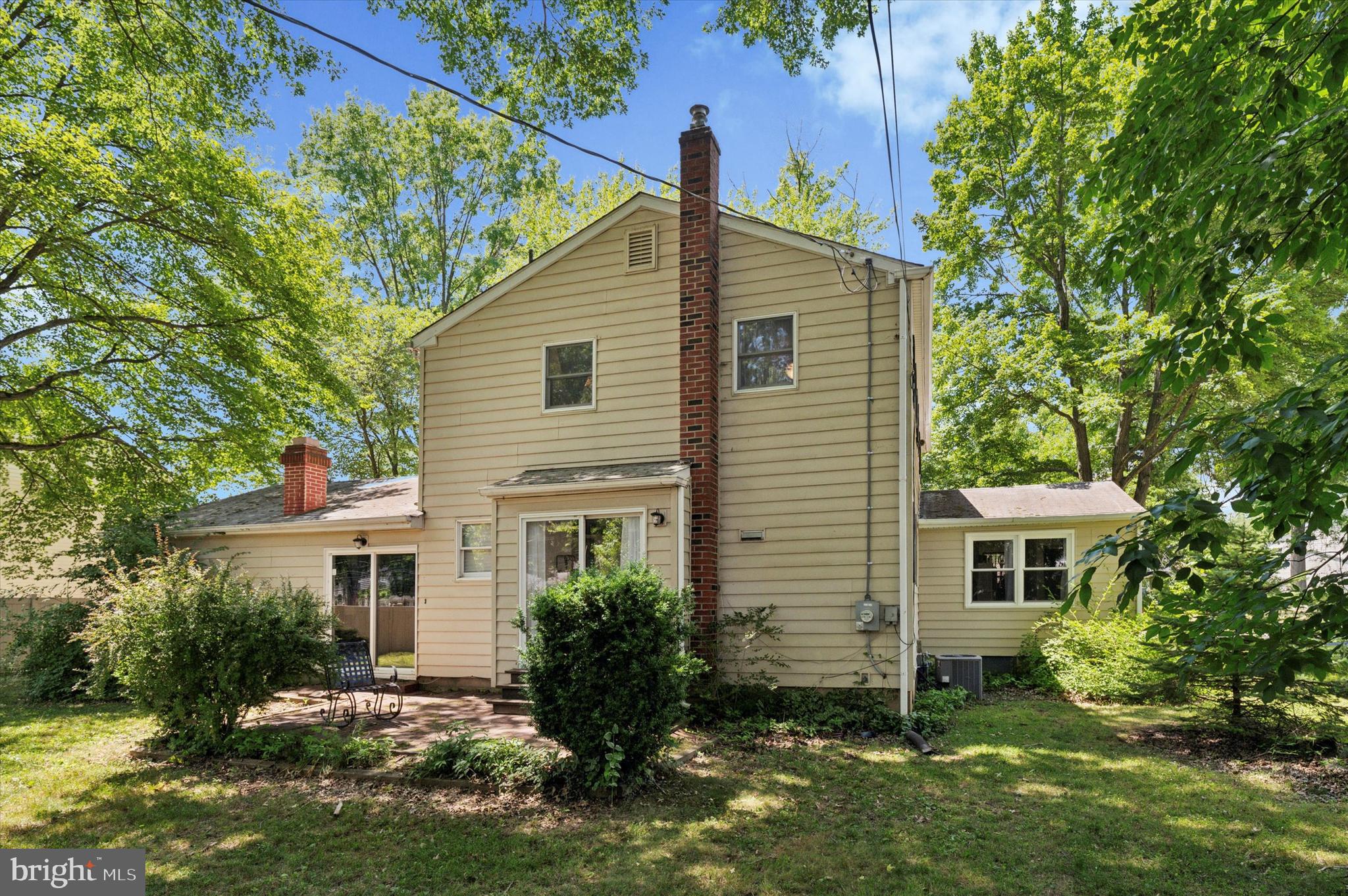 3306 N Rockfield Dr