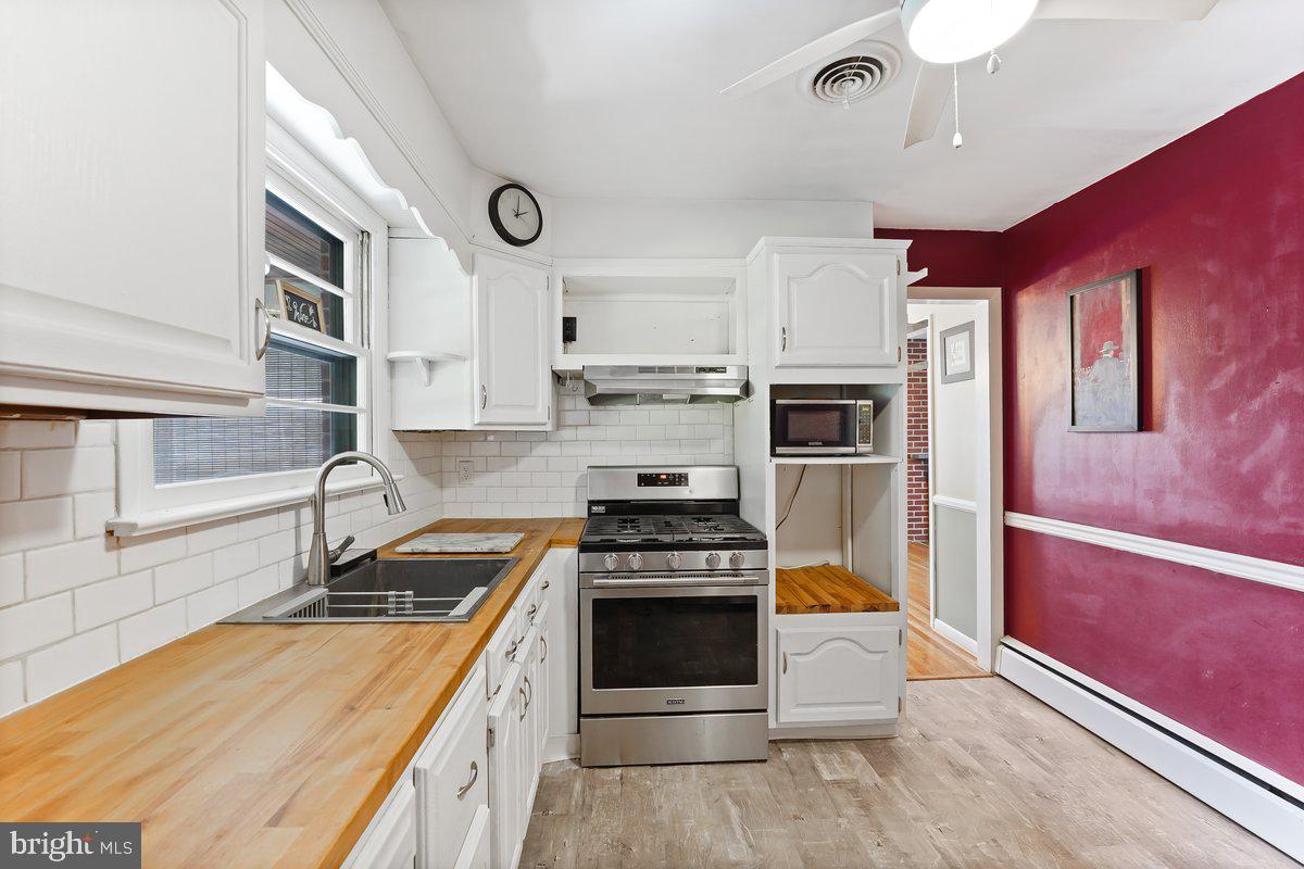 4 Lynam Pl