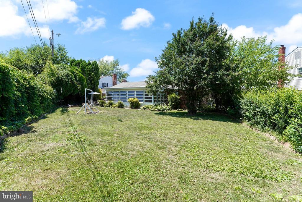 4 Lynam Pl