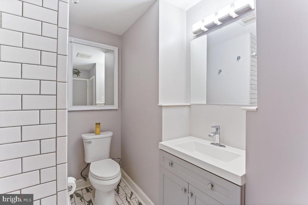 4 Lynam Pl