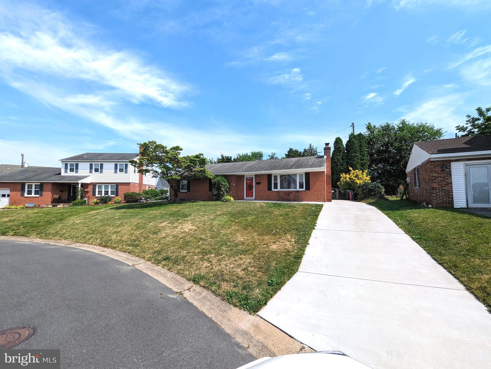 4 Lynam Pl