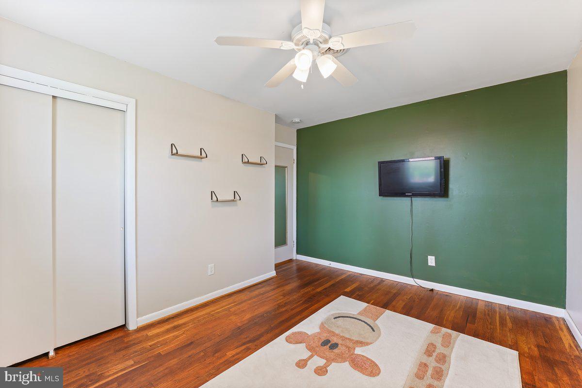 4 Lynam Pl