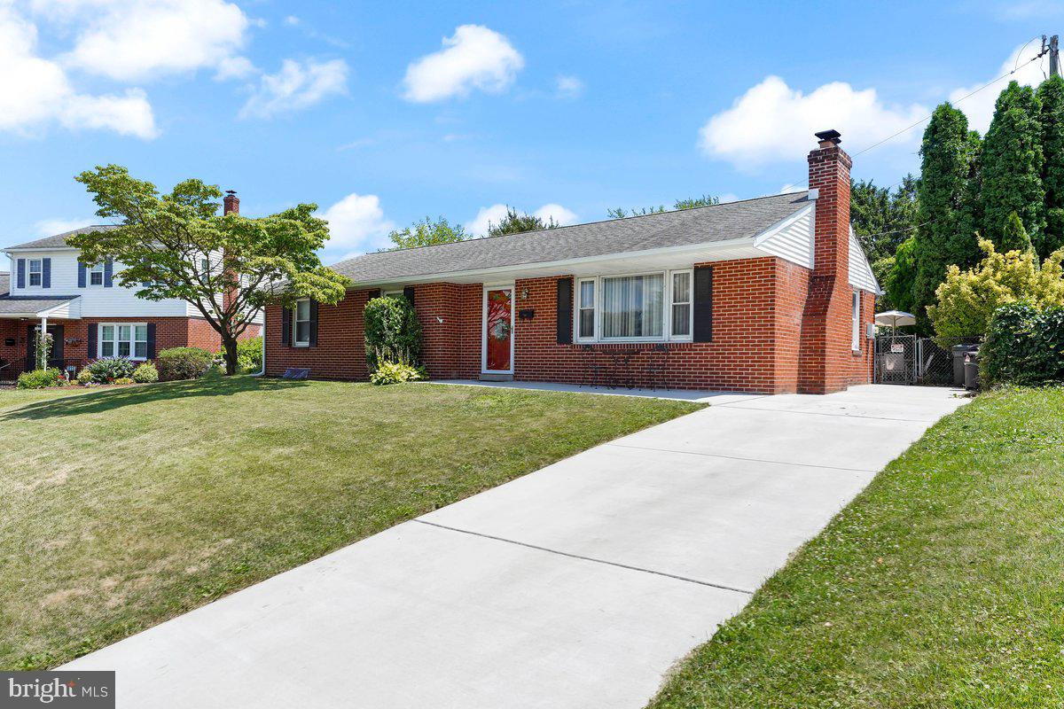 4 Lynam Pl
