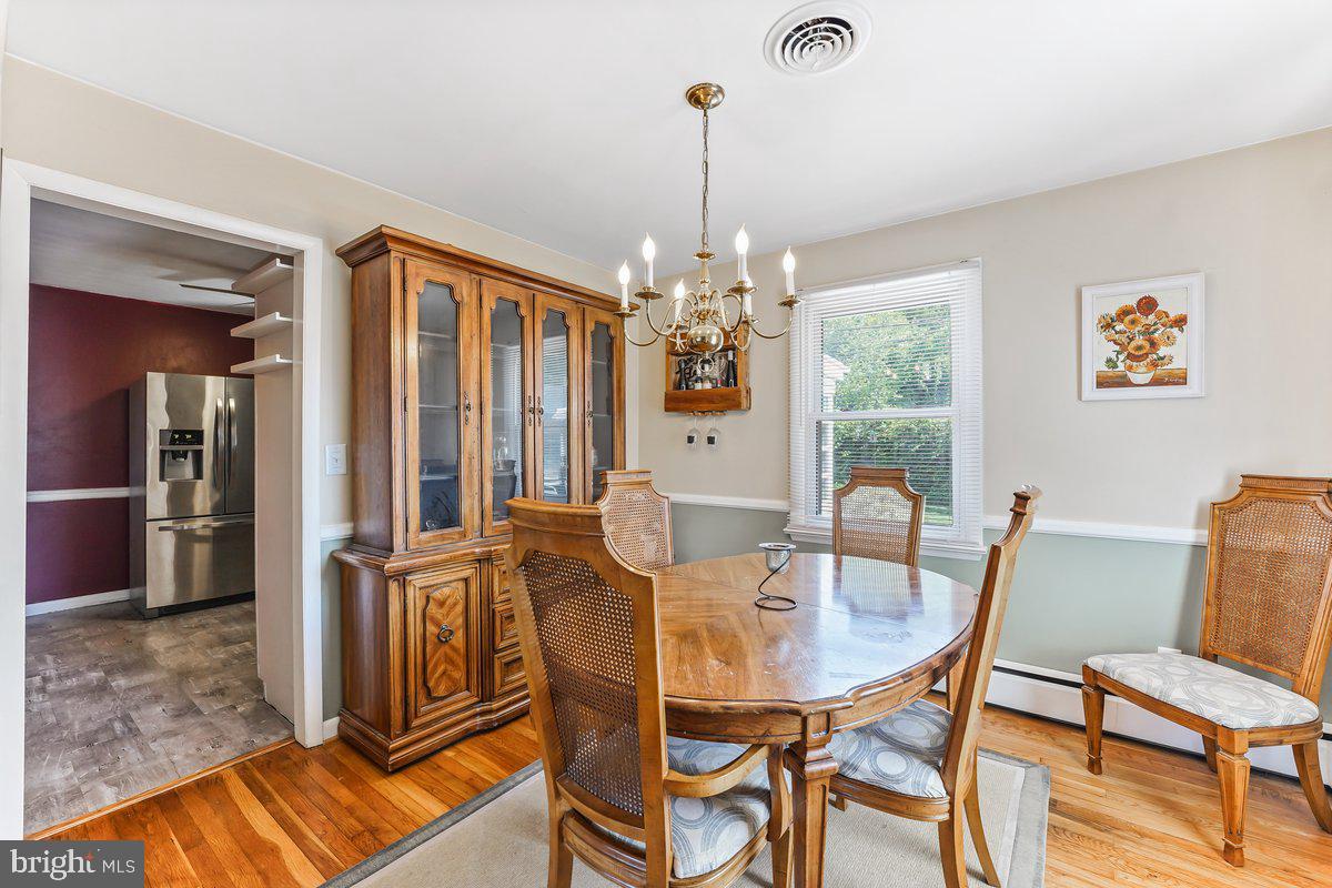 4 Lynam Pl