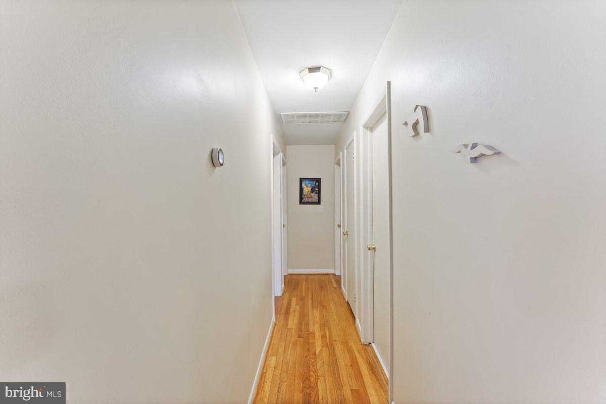 4 Lynam Pl