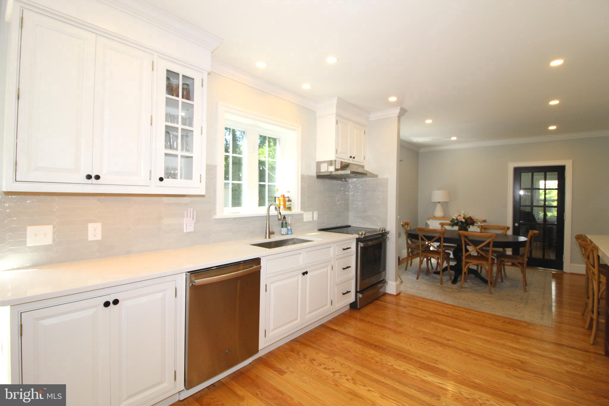 116 Duncan Ave
