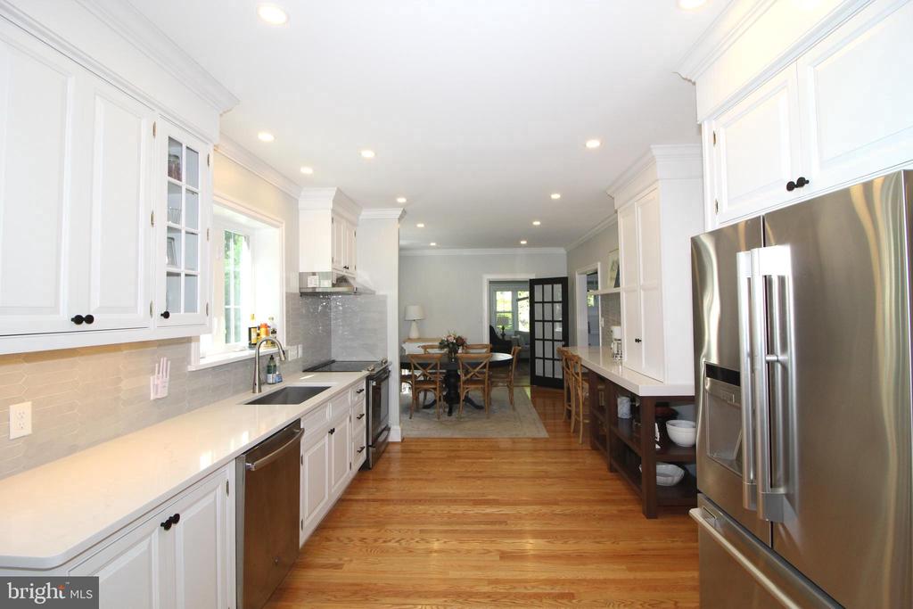116 Duncan Ave