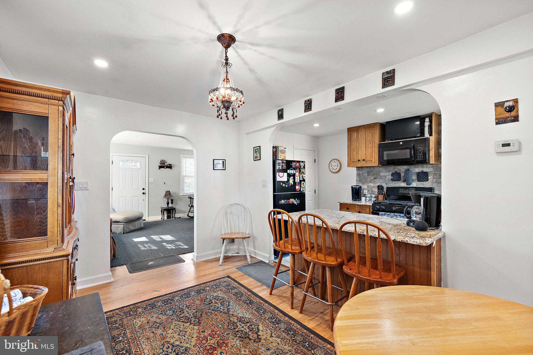 1117 Coyne Pl