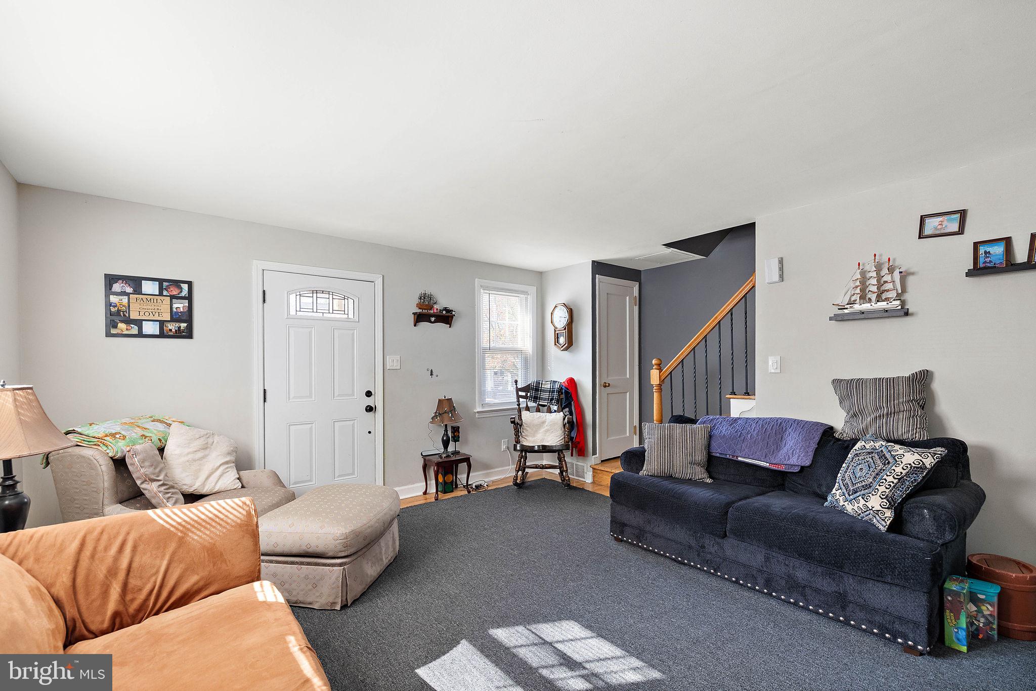 1117 Coyne Pl