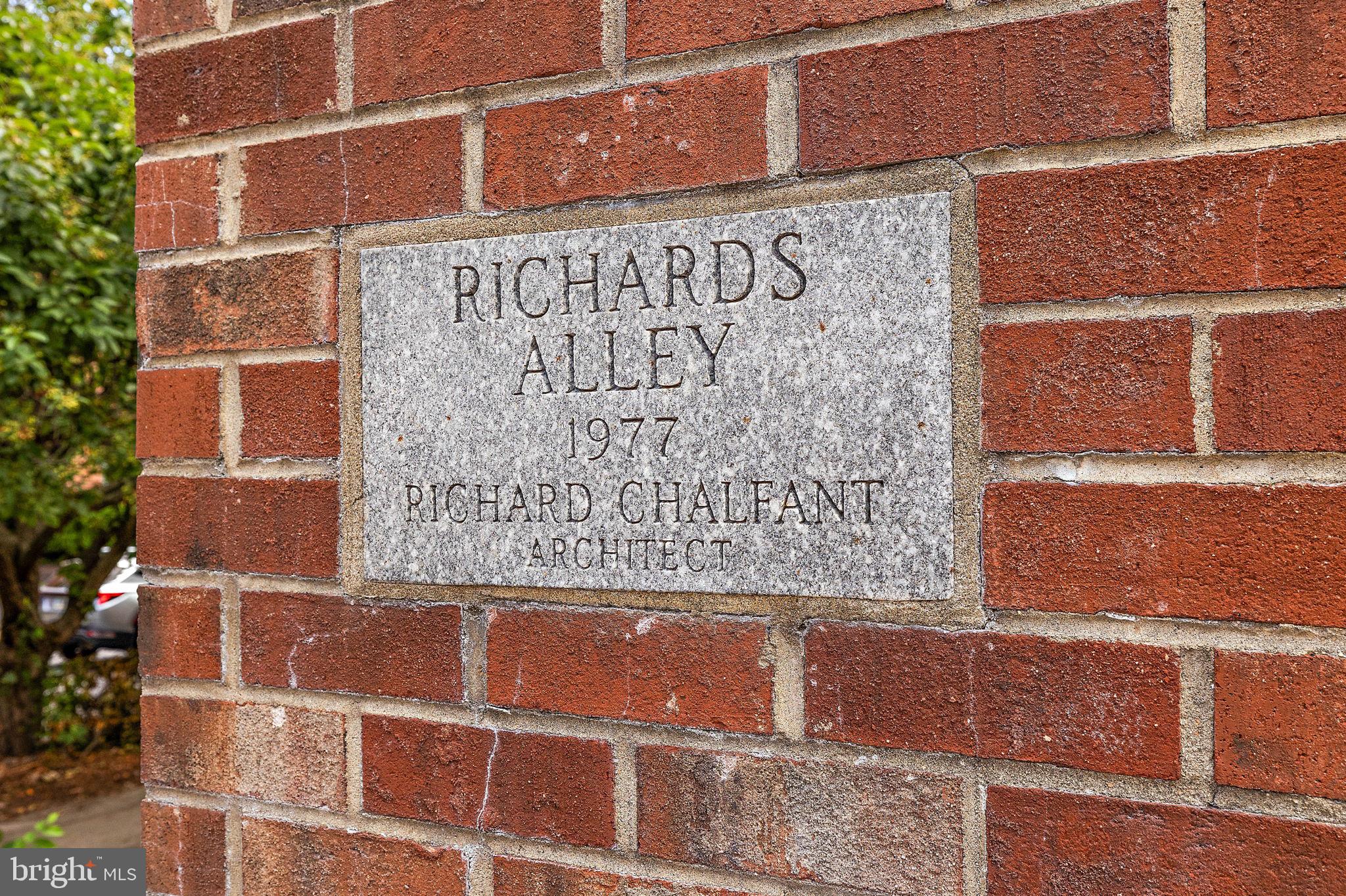1308 Richards Aly