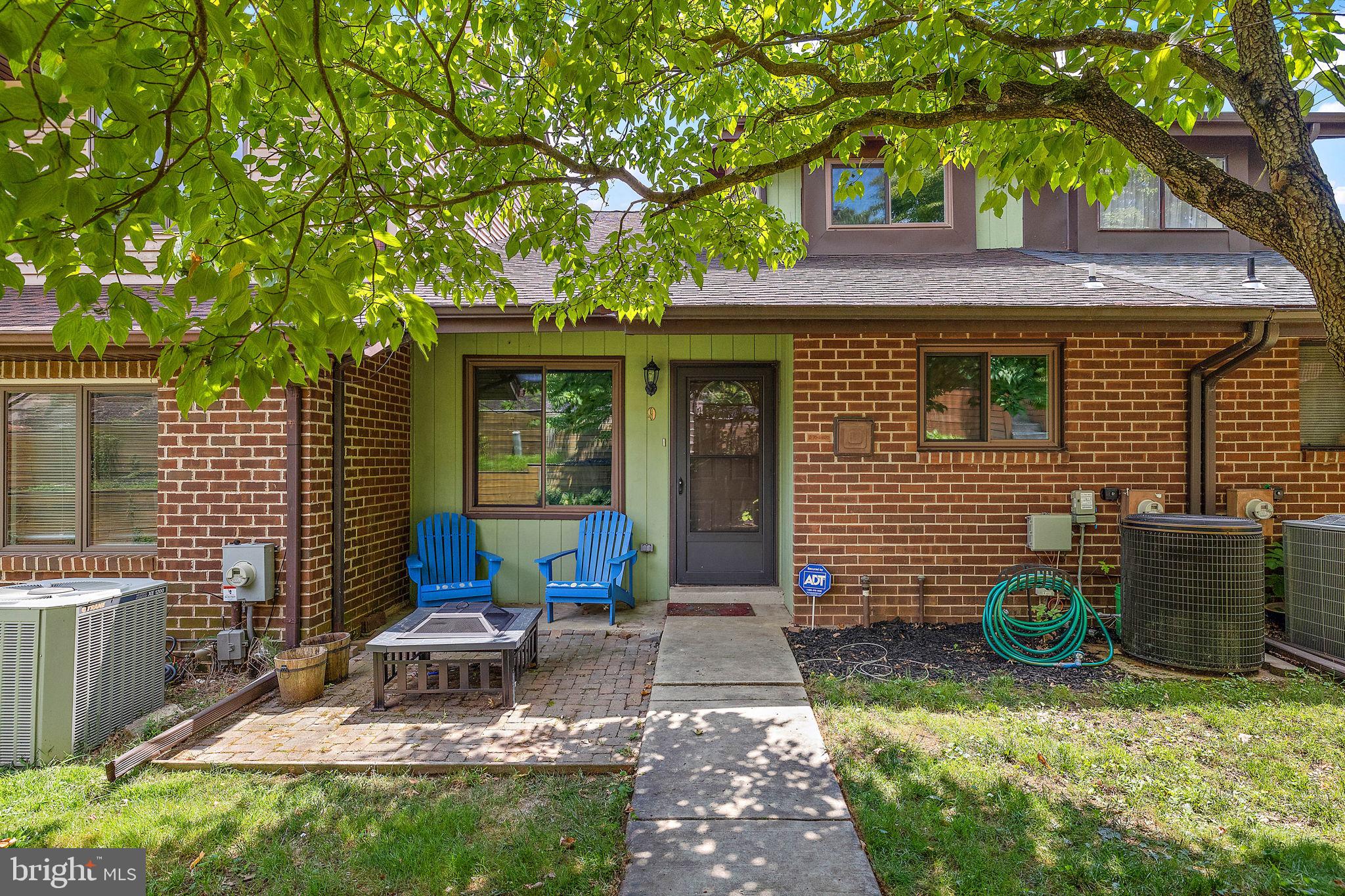 9 Gingerwood Ct