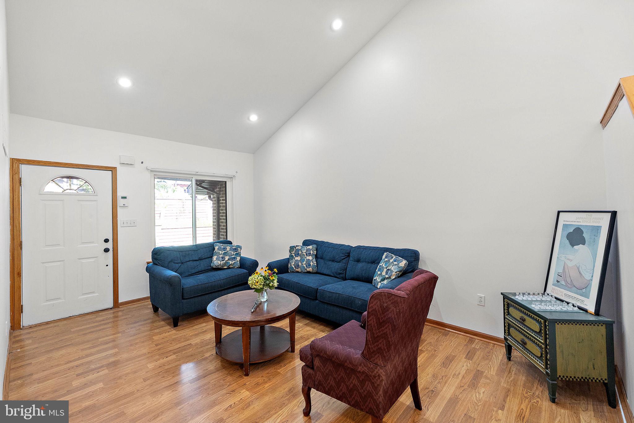 9 Gingerwood Ct