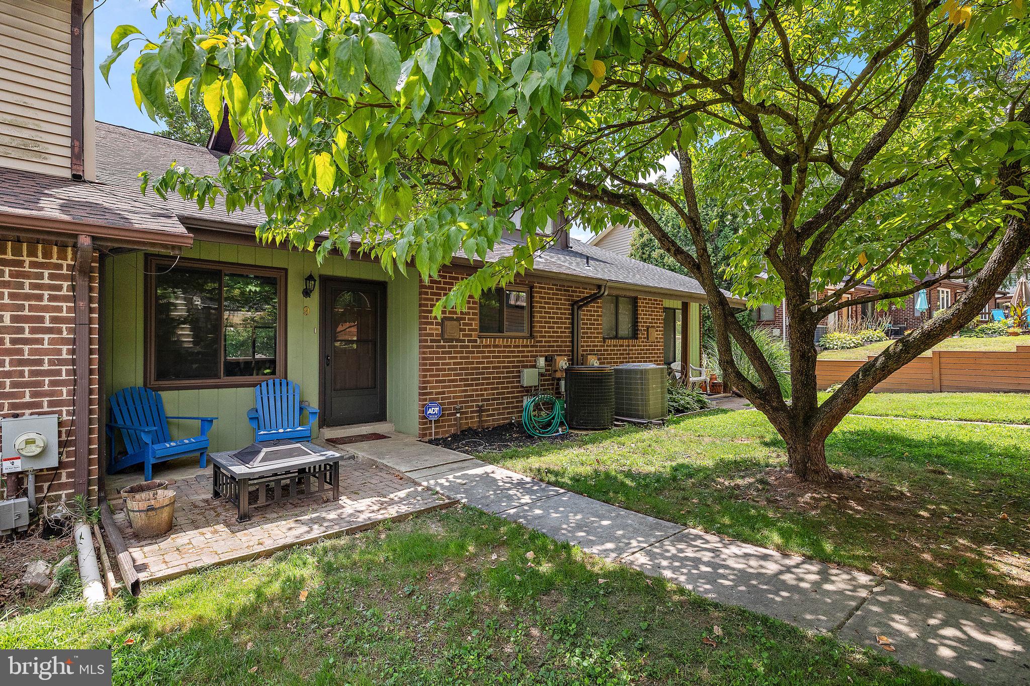 9 Gingerwood Ct