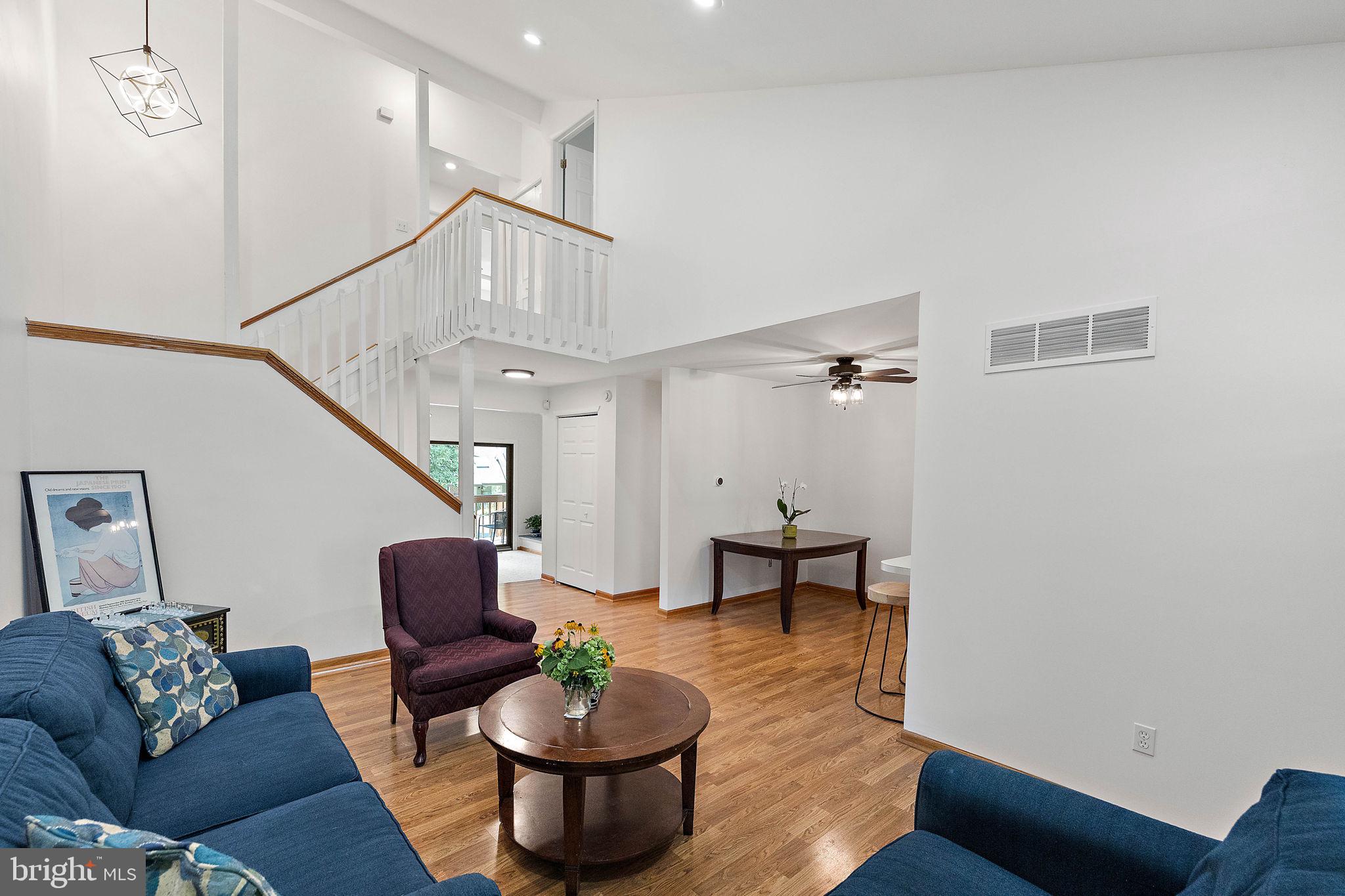 9 Gingerwood Ct