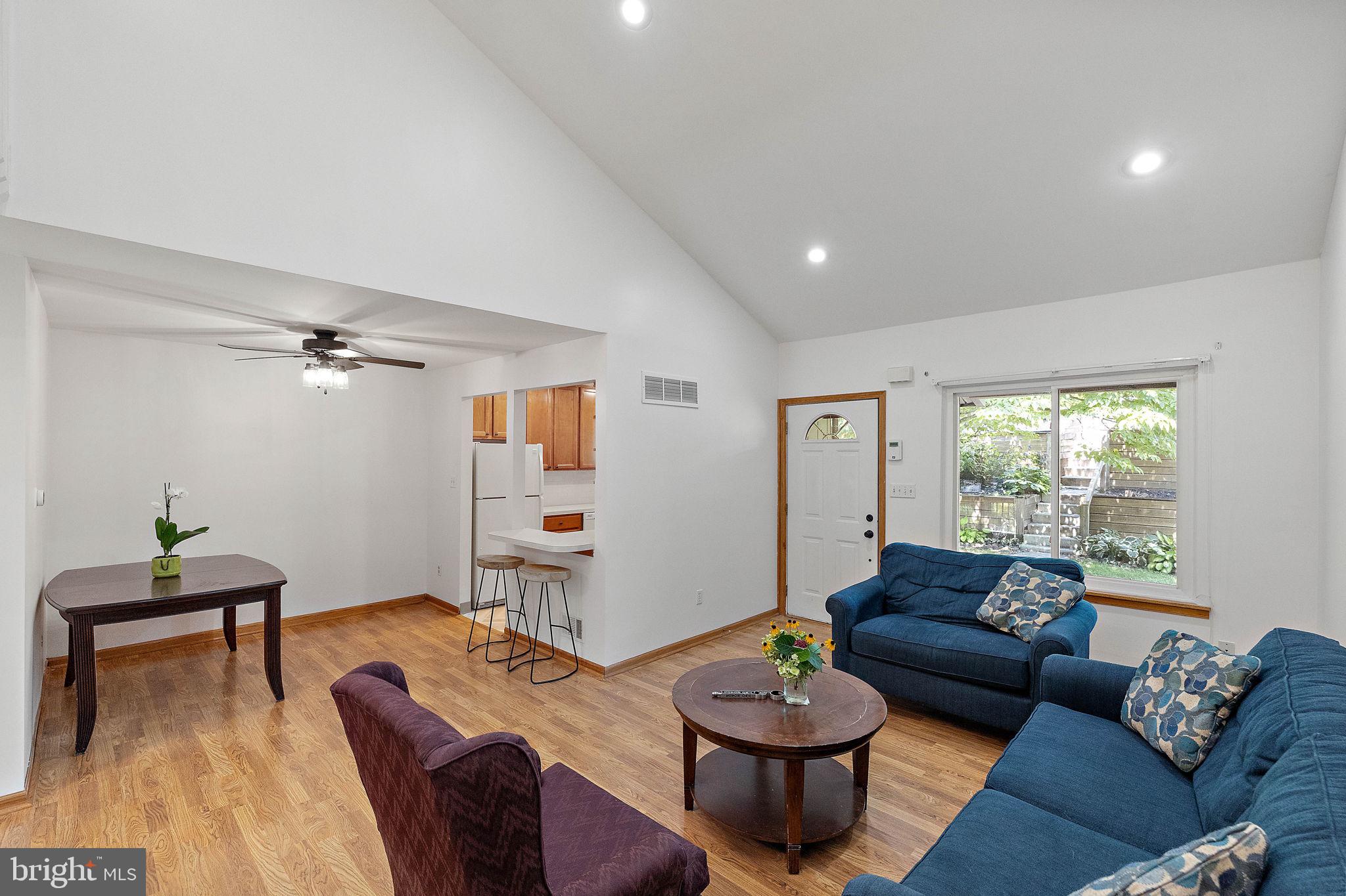 9 Gingerwood Ct