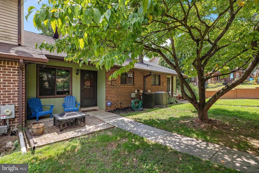 9 Gingerwood Ct