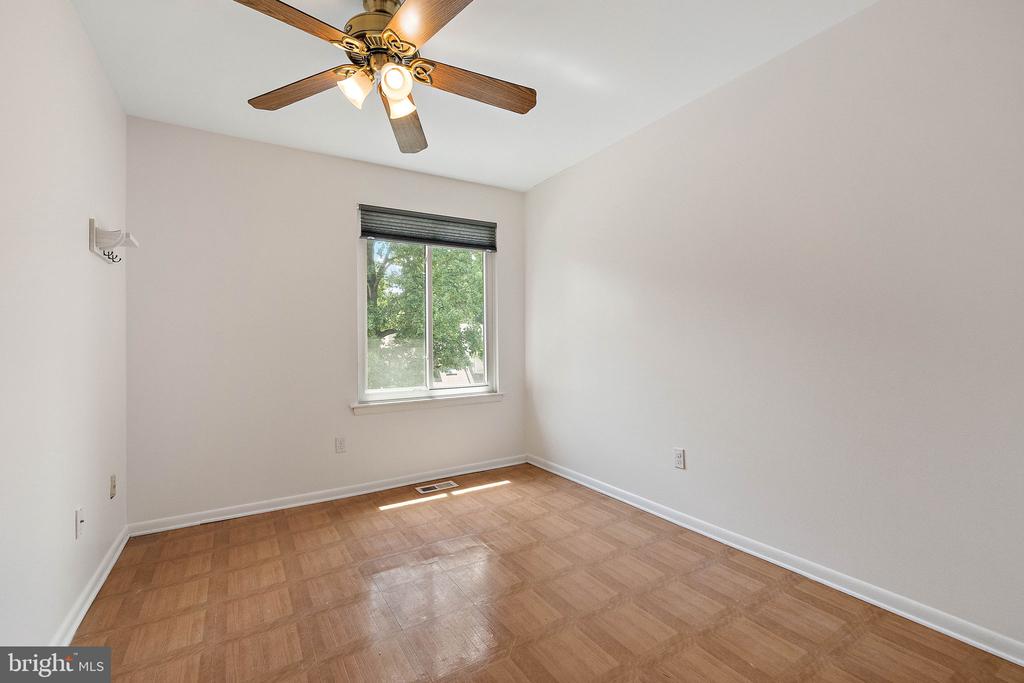 9 Gingerwood Ct