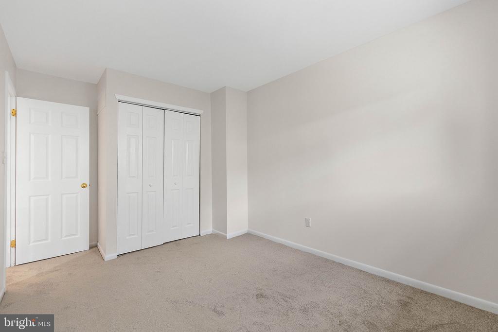 9 Gingerwood Ct