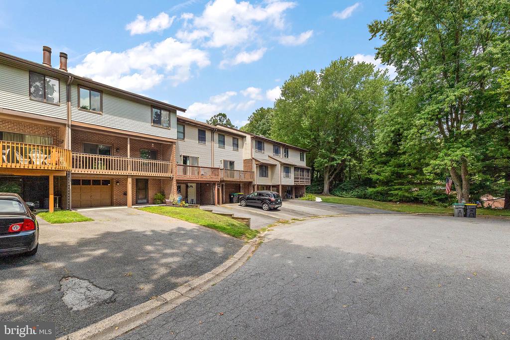 9 Gingerwood Ct