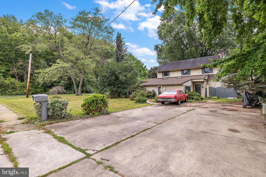 1001 Barksdale Rd