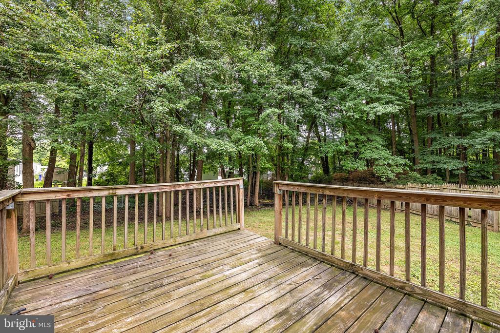 21 Bradley Dr