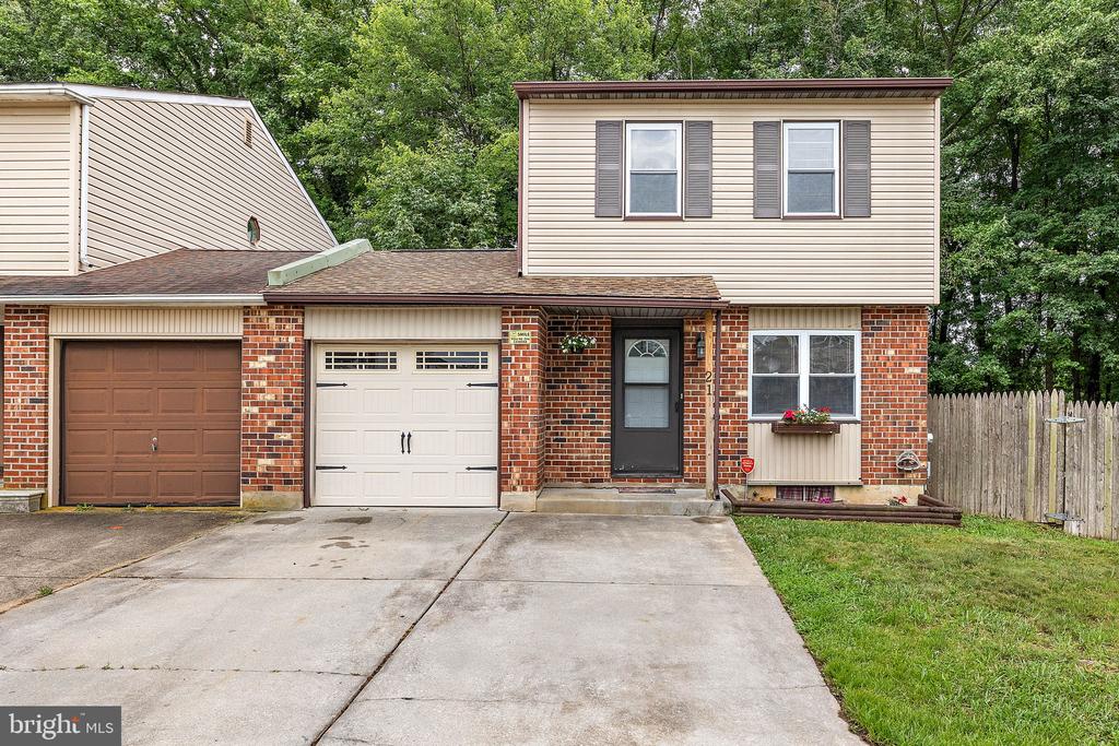 21 Bradley Dr
