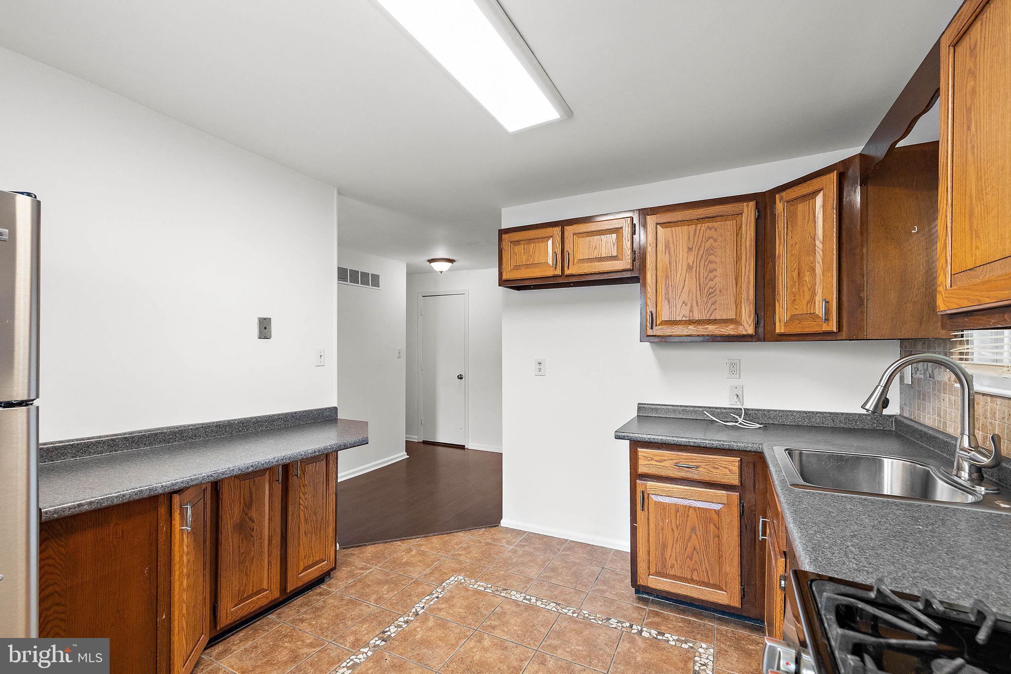 21 Bradley Dr