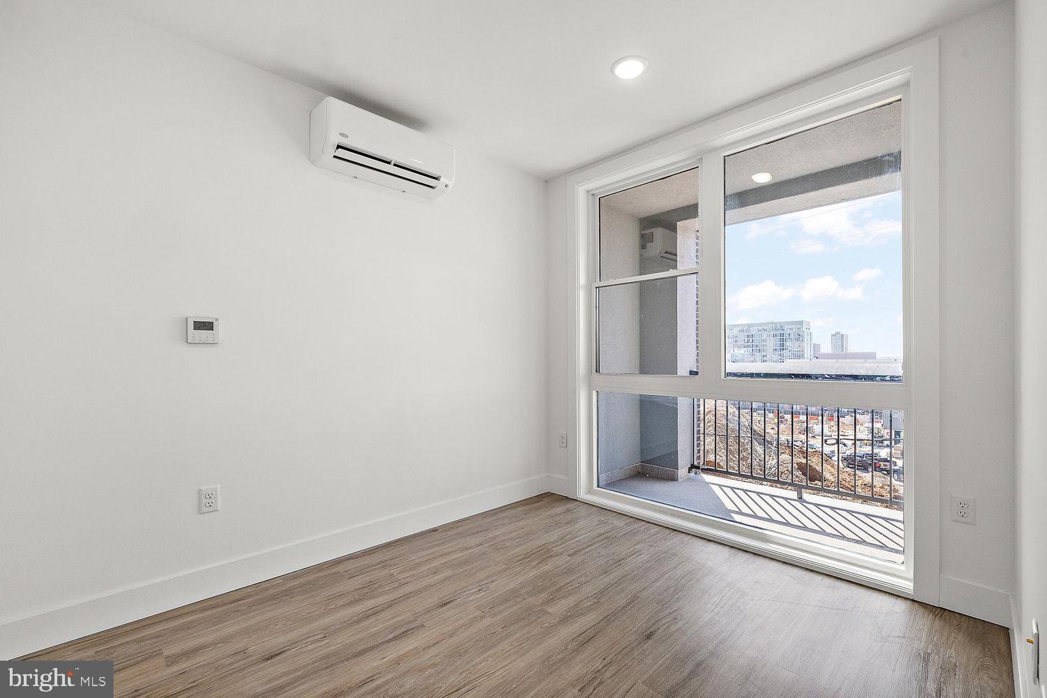 15 W GIRARD #302
