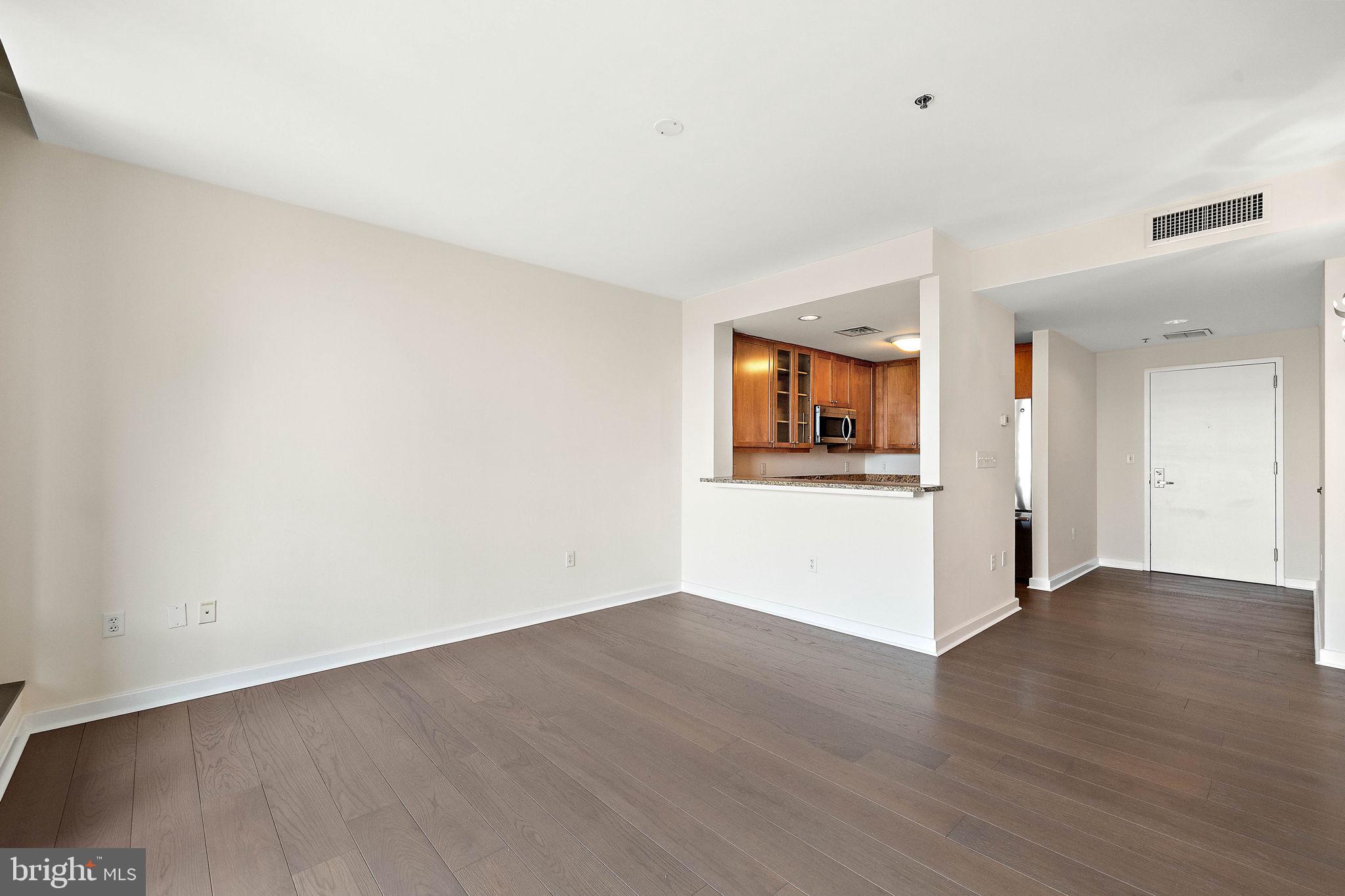 105-UNIT CHRISTINA LANDING DR #1903