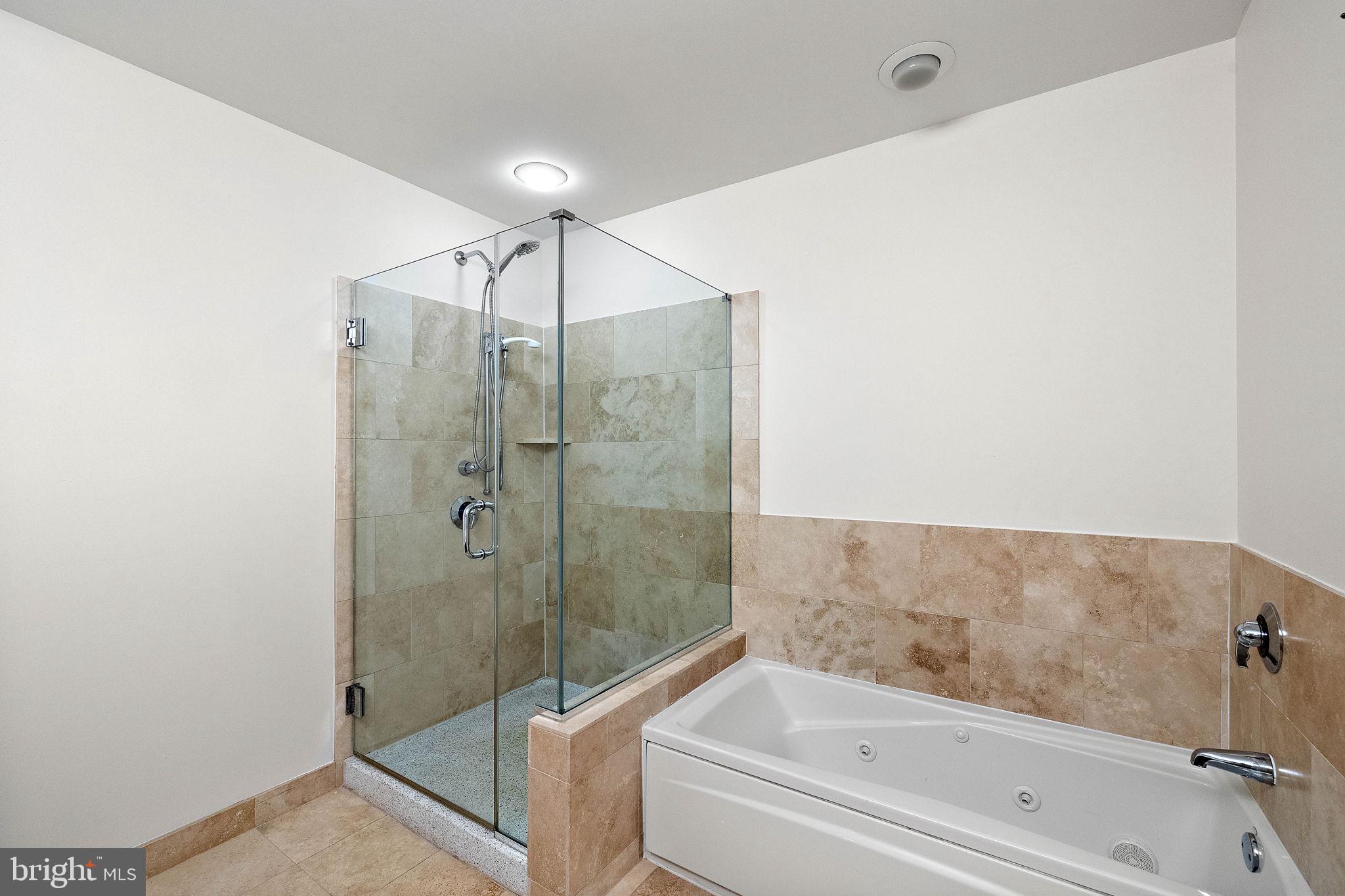 105-UNIT CHRISTINA LANDING DR #1903