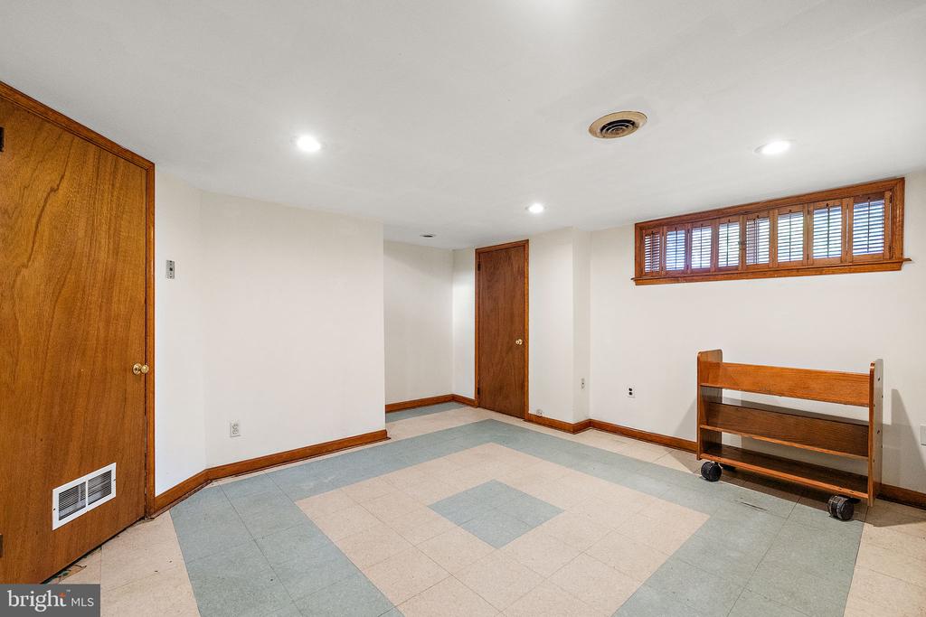 1308 Rodman Rd