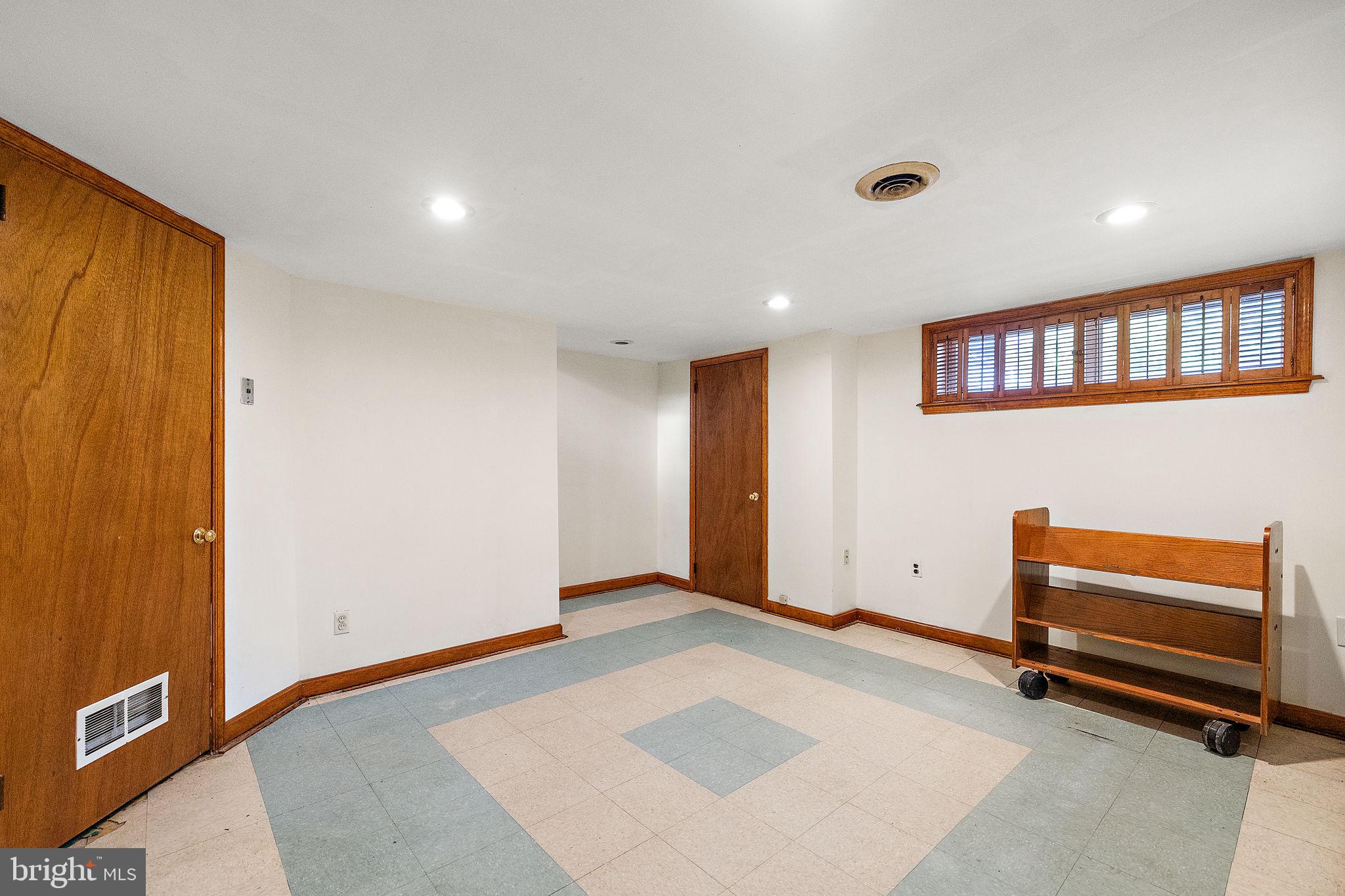 1308 Rodman Rd