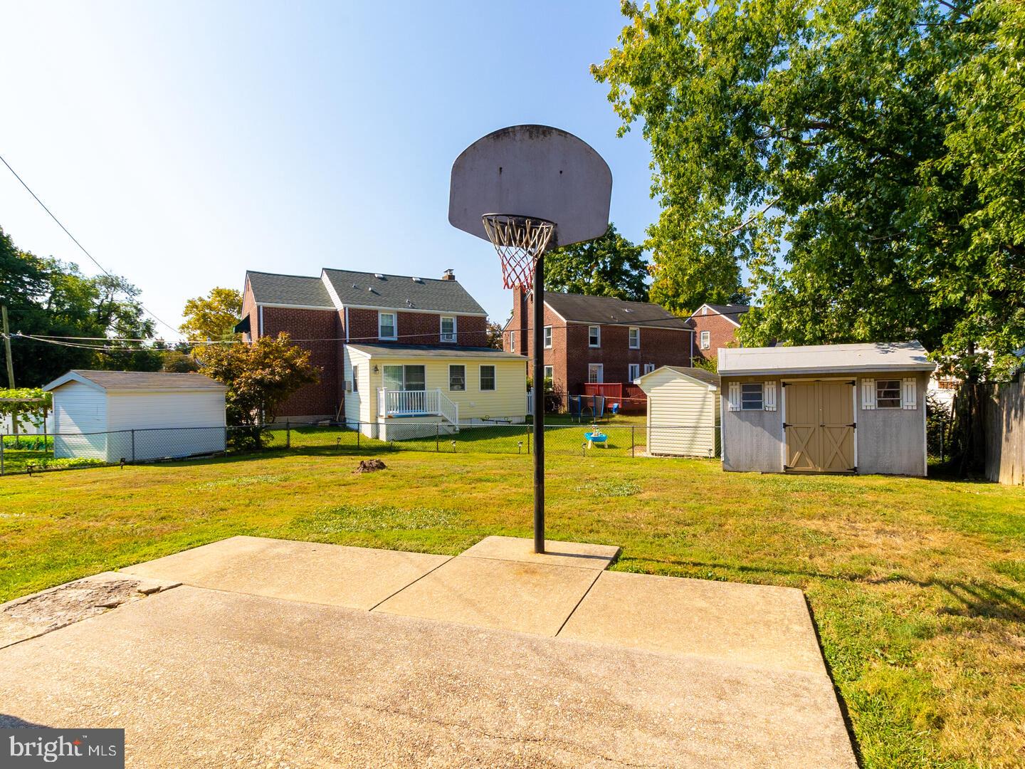 204 Becker Ave