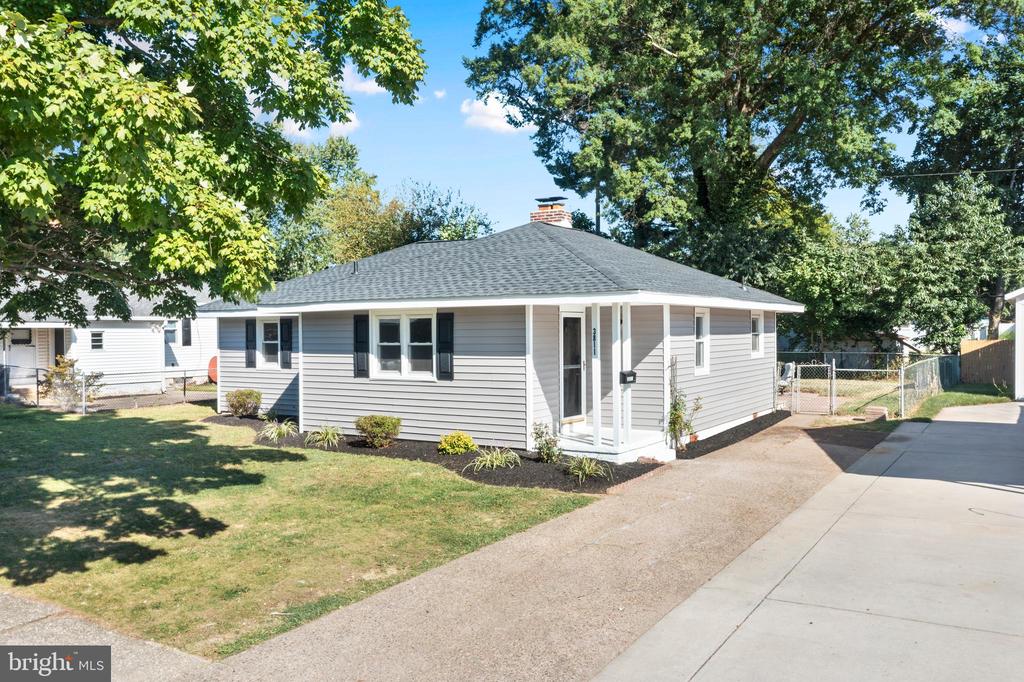 3811 Nancy Ave
