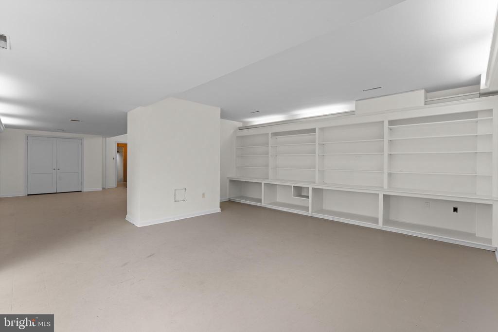 110 Campbell Rd