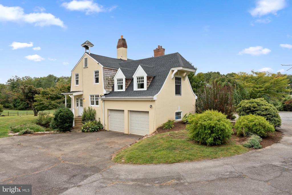 110 Campbell Rd
