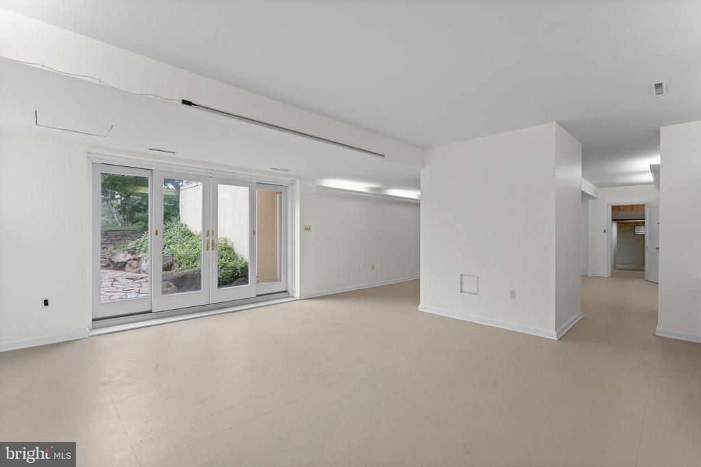 110 Campbell Rd