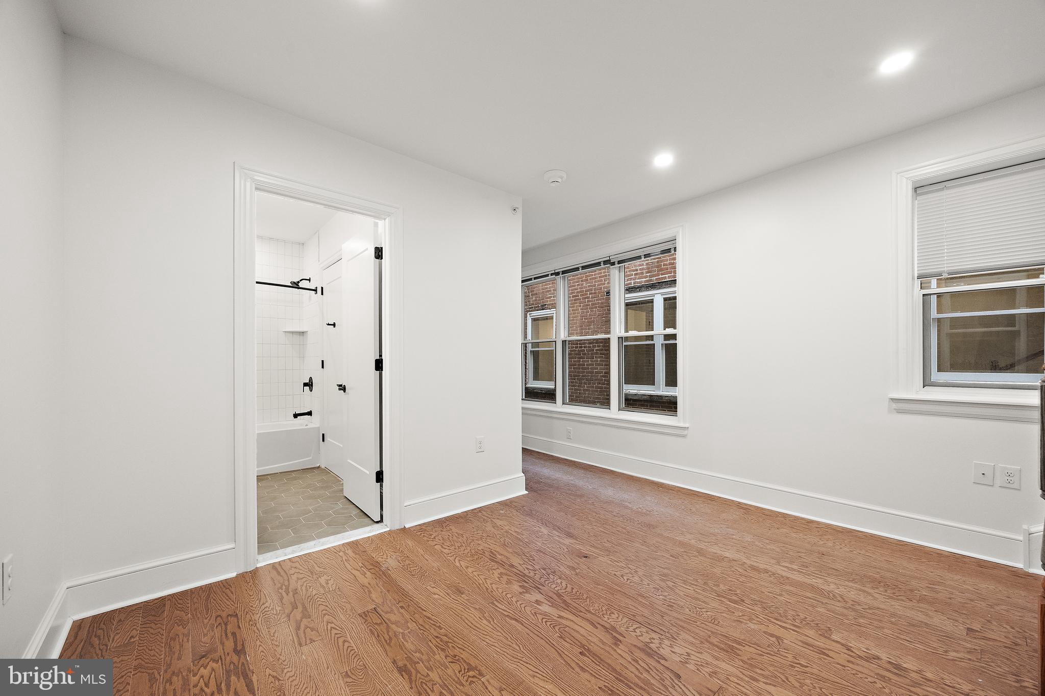 835-837 N TATNALL ST #201