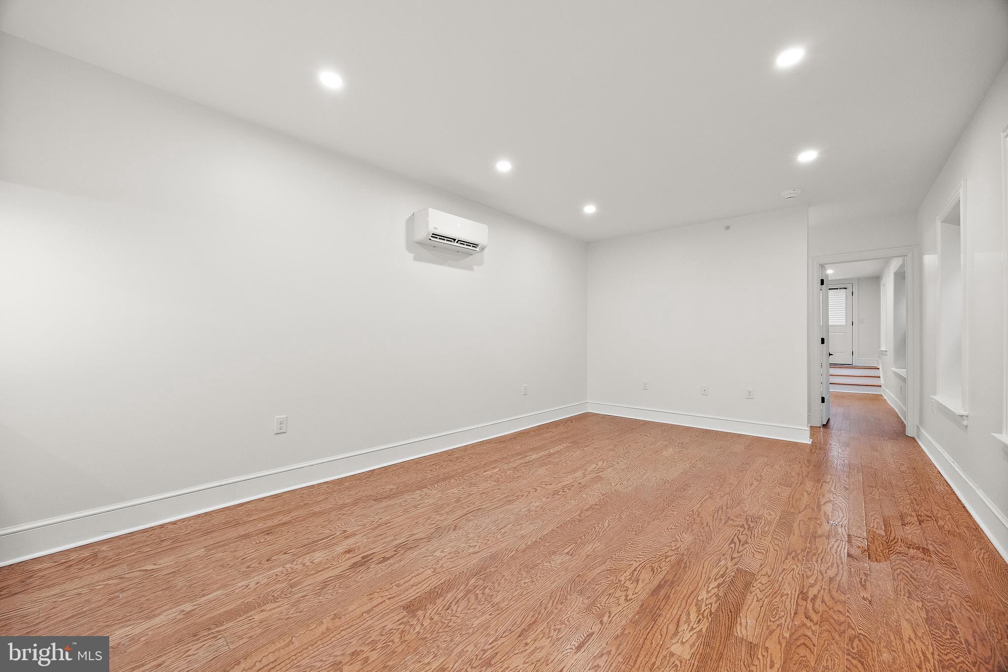 835-837 N TATNALL ST #202