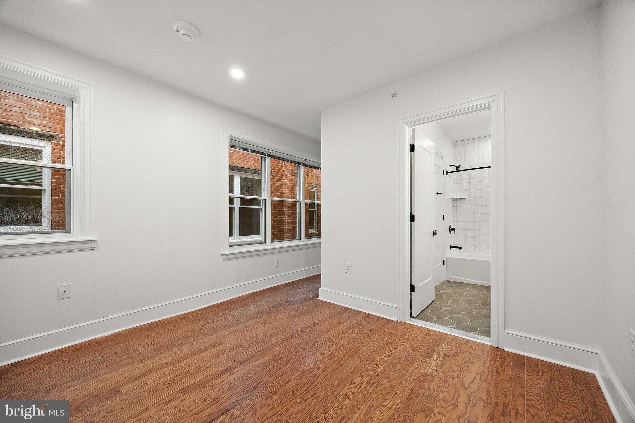 835-837 N TATNALL ST #202