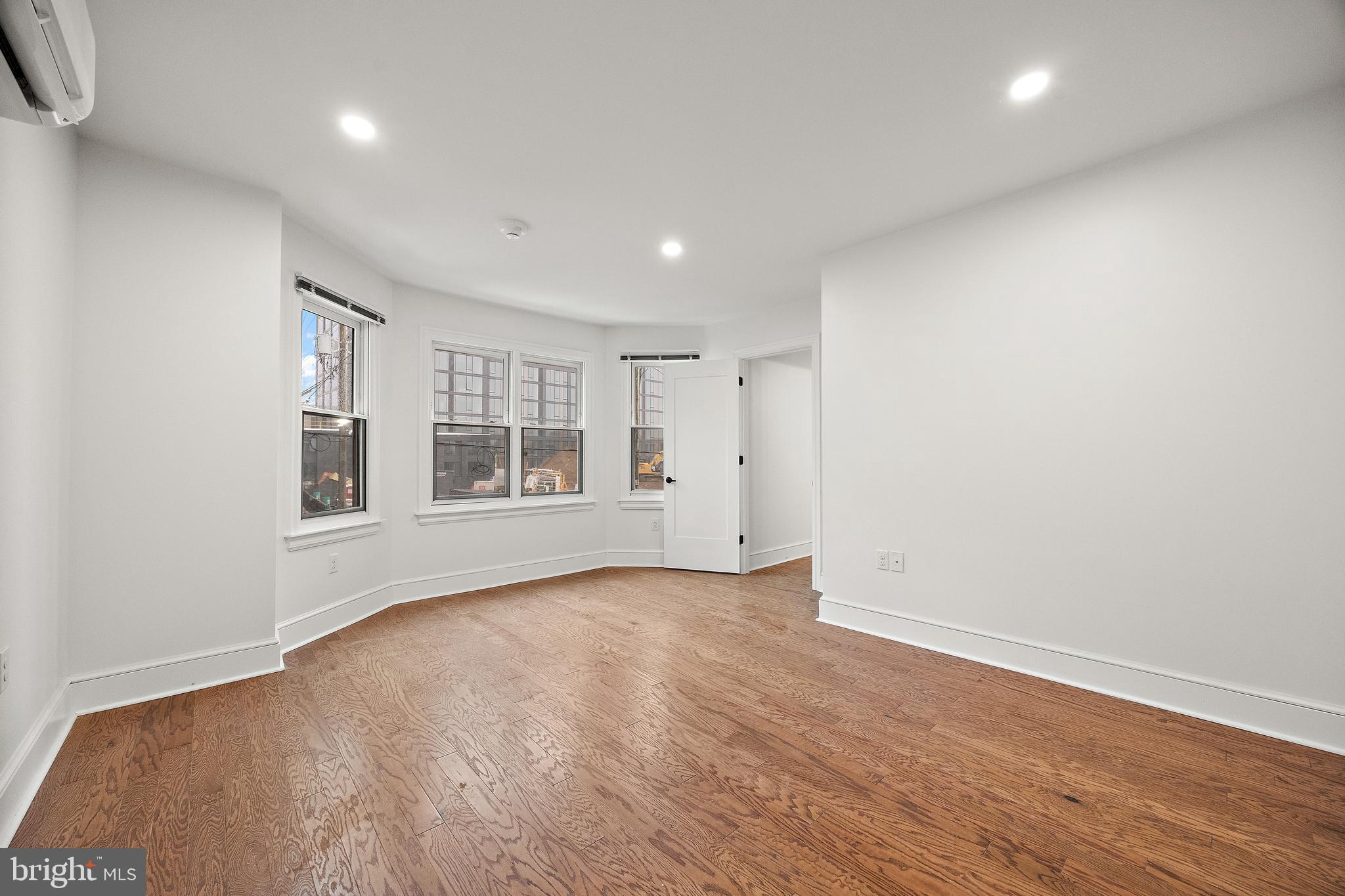 835-837 N TATNALL ST #203