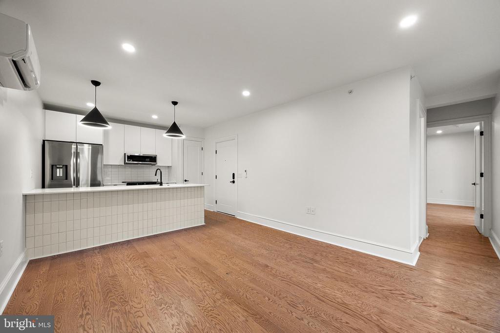 835-837 N TATNALL ST #203