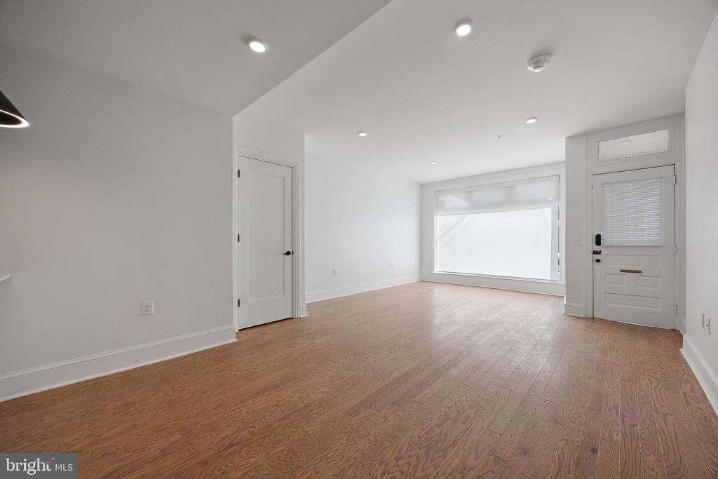 839-841 N TATNALL ST #101