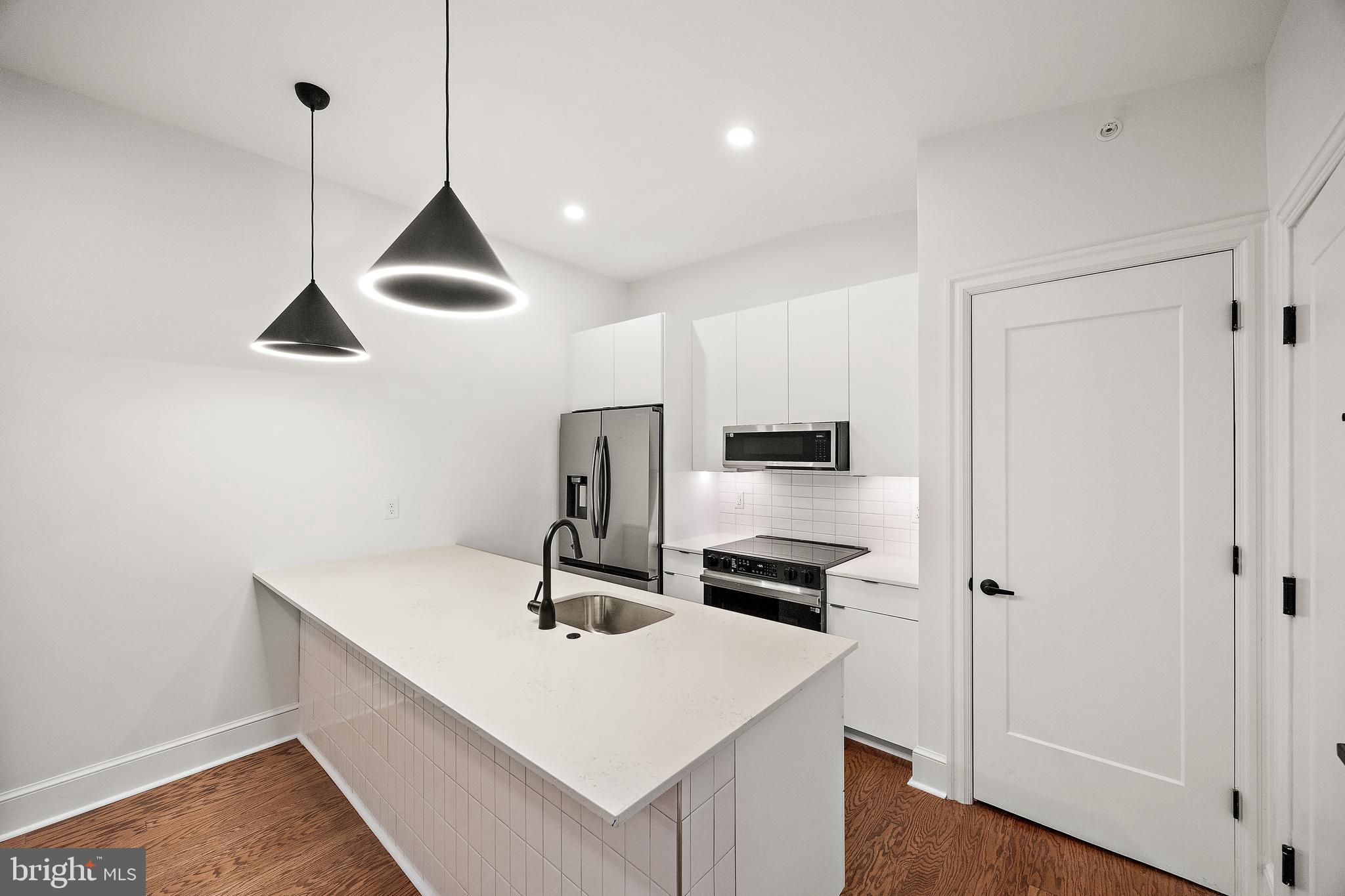 835-837 N TATNALL ST #301