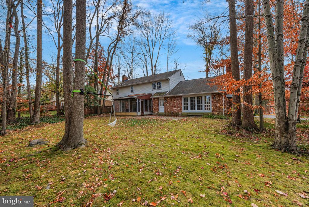 207 Hitching Post Dr