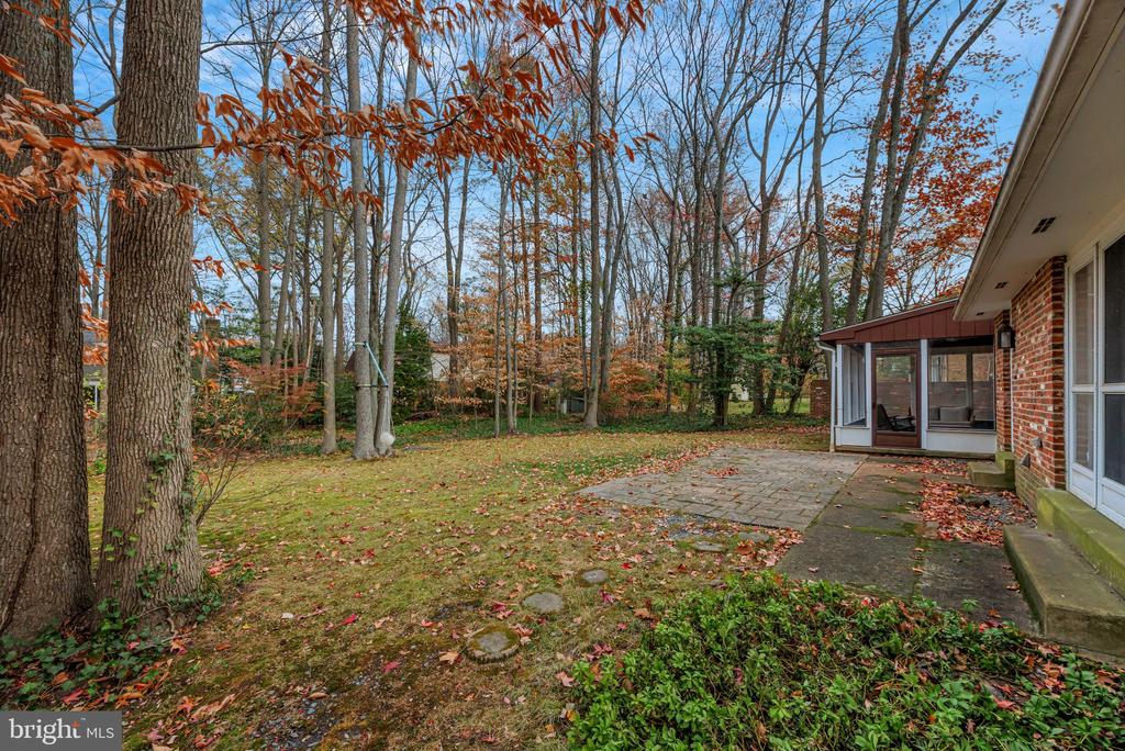 207 Hitching Post Dr