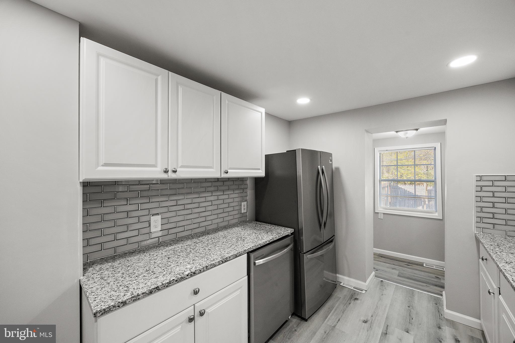 22 Denham Ave