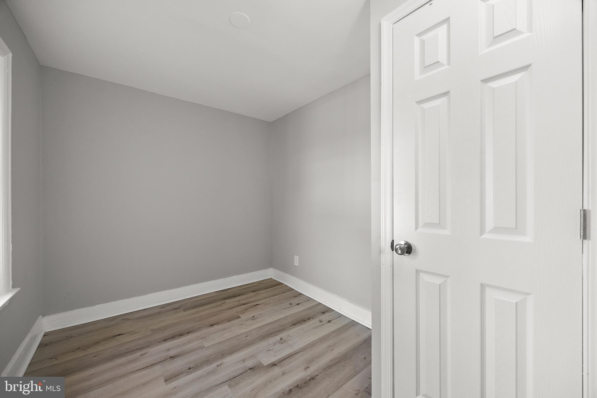22 Denham Ave
