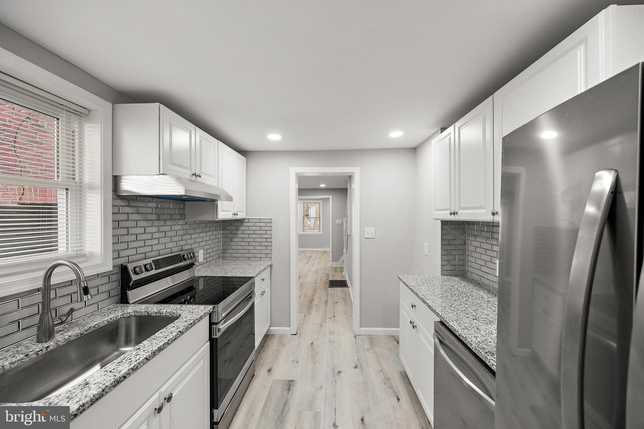 22 Denham Ave